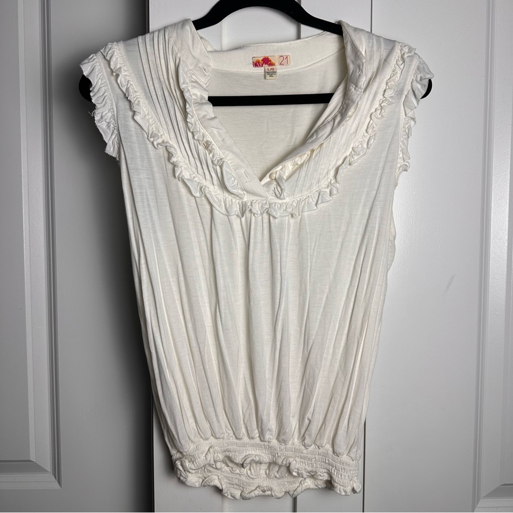Forever 21 (L) Creamy White Y2K Ruffle Top with Cinch Bubble Waist